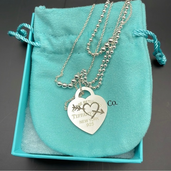 Tiffany & Co. Jewelry - EXTRA🚨4️⃣0️⃣% off🚨Tiffany & Co. Large Tiffany & Co. Rtt Heart Arrow
Necklace